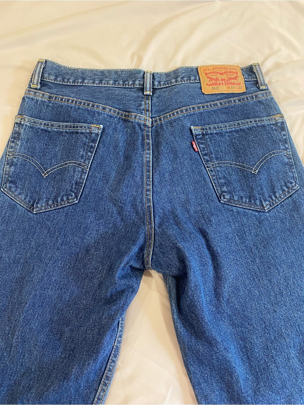 Levi’s Men’s “550” jeans size 34x 32. Like new! - Picture 6 of 14